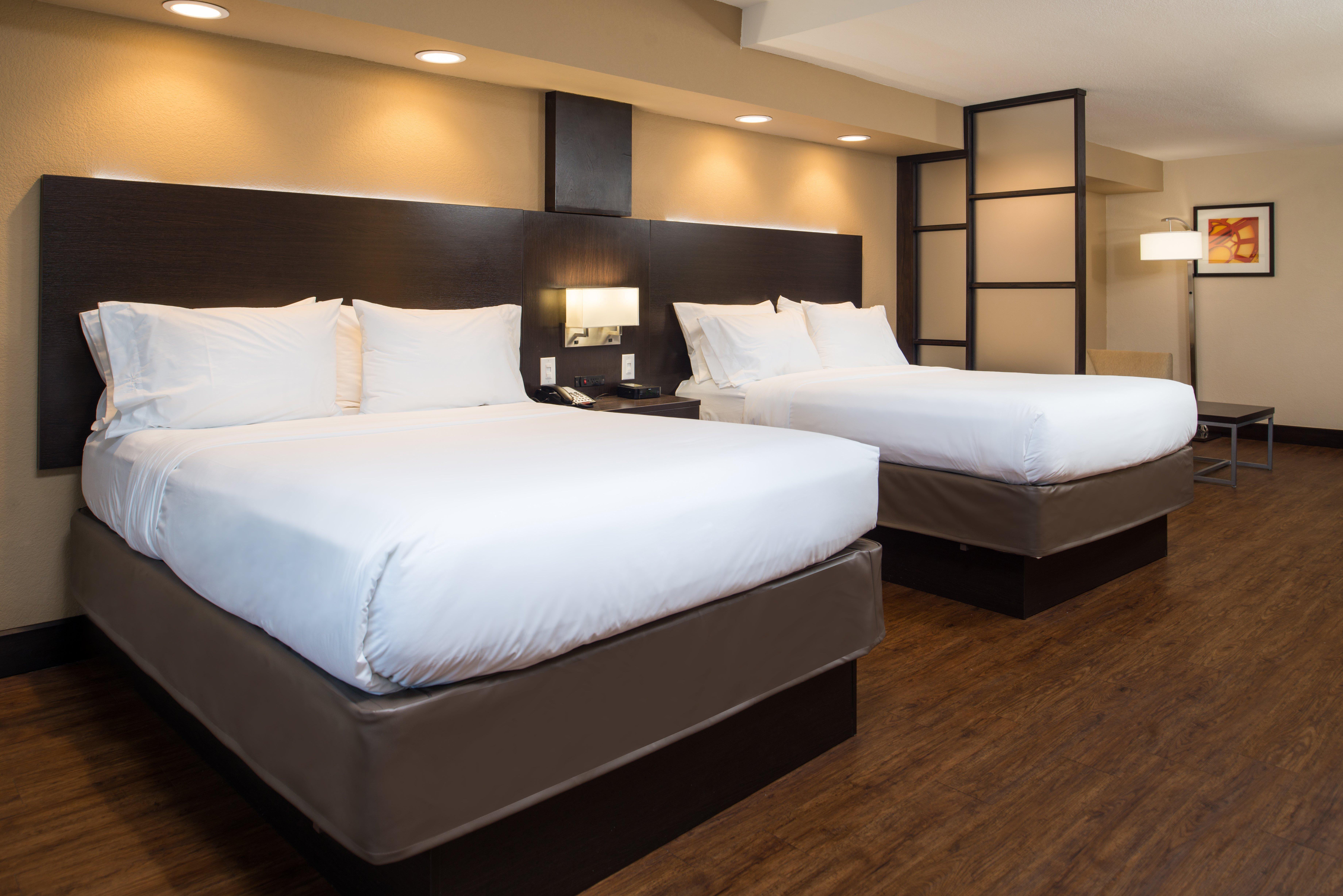 Holiday Inn Express & Suites San Antonio Medical - Six Flags By Ihg Екстер'єр фото